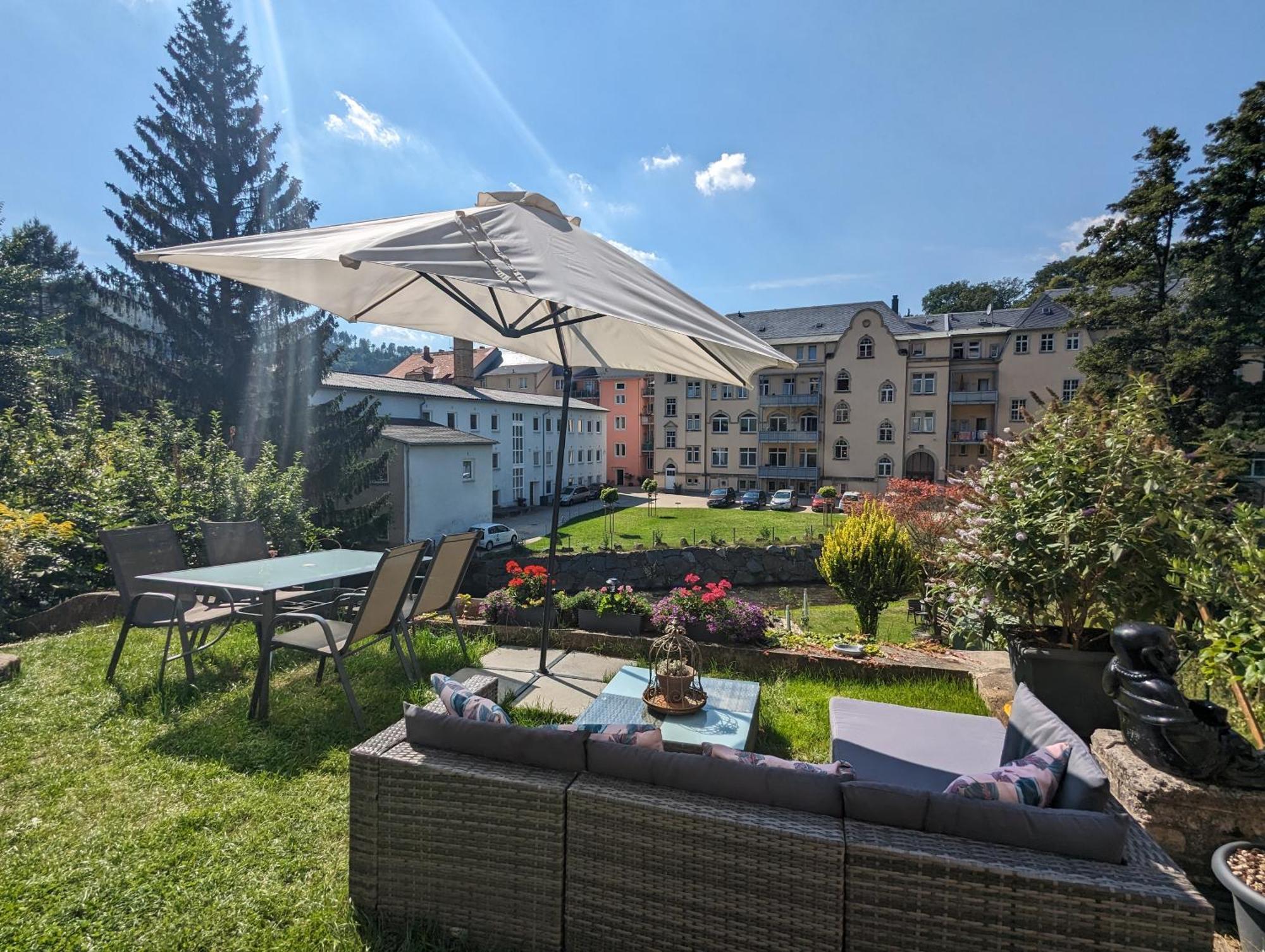 Hw4B - Urlaubsmagie - Zentral Mit Gemeinschaftsgarten, -Pool, -Sauna & Whirlpool Sebnitz Bagian luar foto
