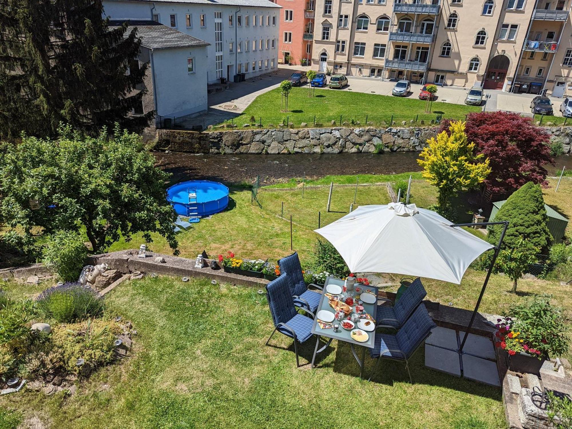 Hw4B - Urlaubsmagie - Zentral Mit Gemeinschaftsgarten, -Pool, -Sauna & Whirlpool Sebnitz Bagian luar foto