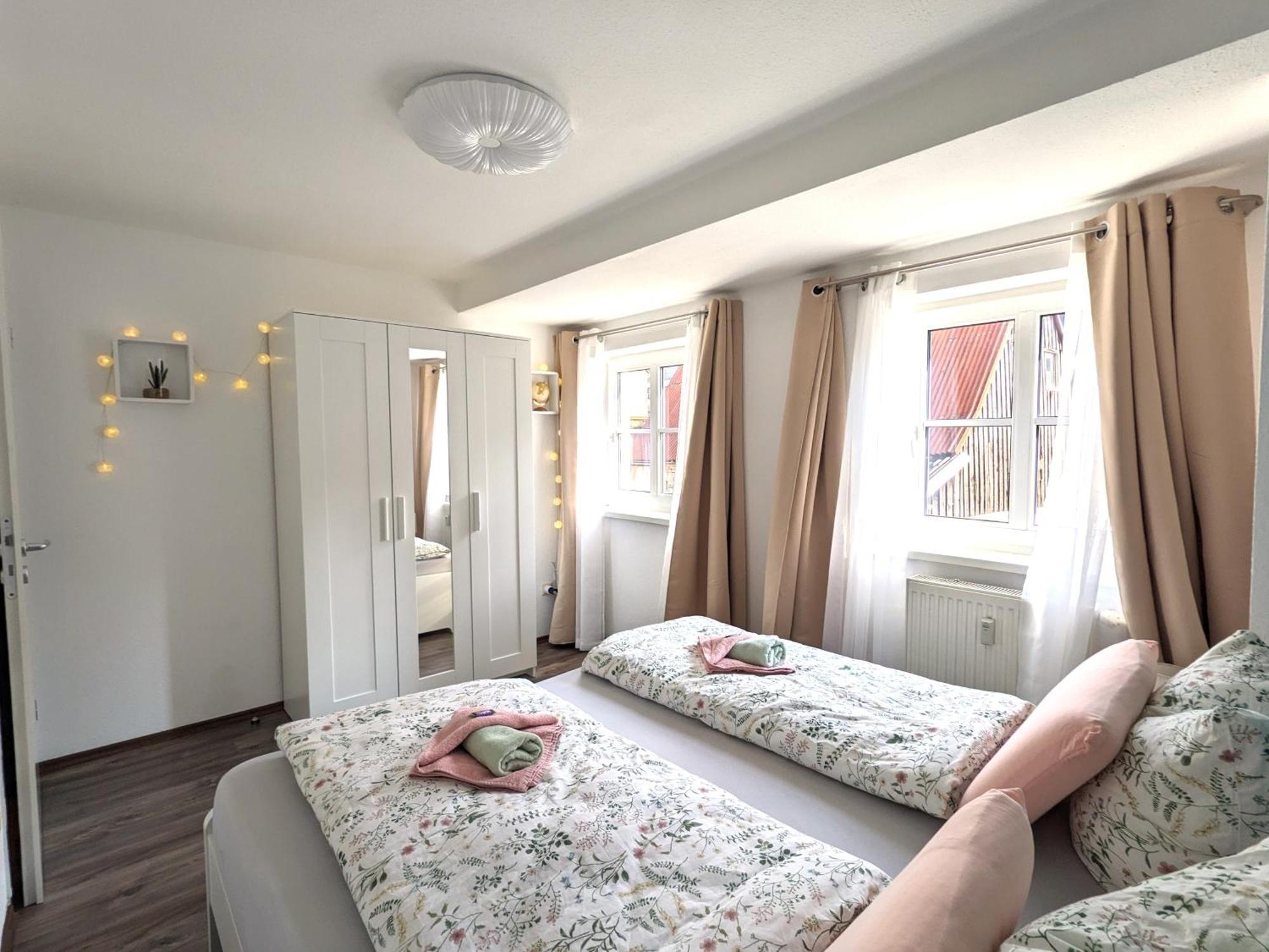 Hw4B - Urlaubsmagie - Zentral Mit Gemeinschaftsgarten, -Pool, -Sauna & Whirlpool Sebnitz Bagian luar foto